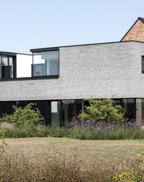 Sky LT schittert zowel binnen als buiten in Kempense villa!